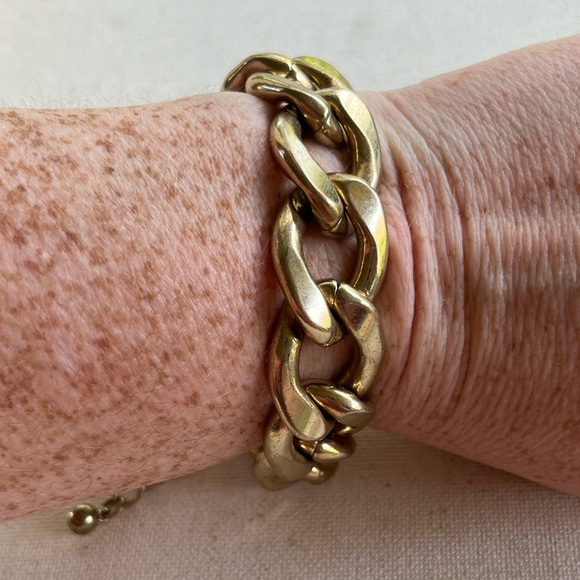 Vintage Gold Tone Chunky Chain Link Bracelet - Picture 1 of 3